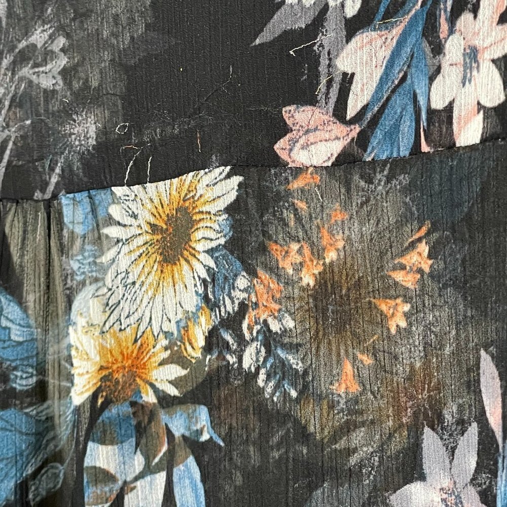 KUT from the Kloth Black & Blue Floral Jasmine Chiffon Top Size XS - Picture 4 of 4